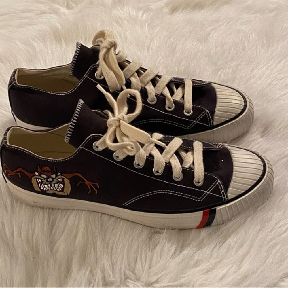 Vintage Looney Tunes Shoes Mens Size 11.5 Sneaker Lace Up  Taza 1993‎